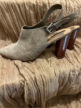 Tahari Taupe Suede Slingback Block Heel